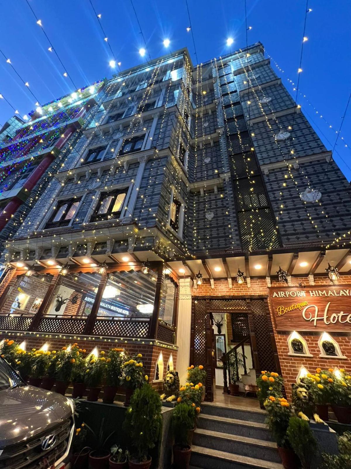 Airport Himalaya Boutique Hotel Катманду Экстерьер фото